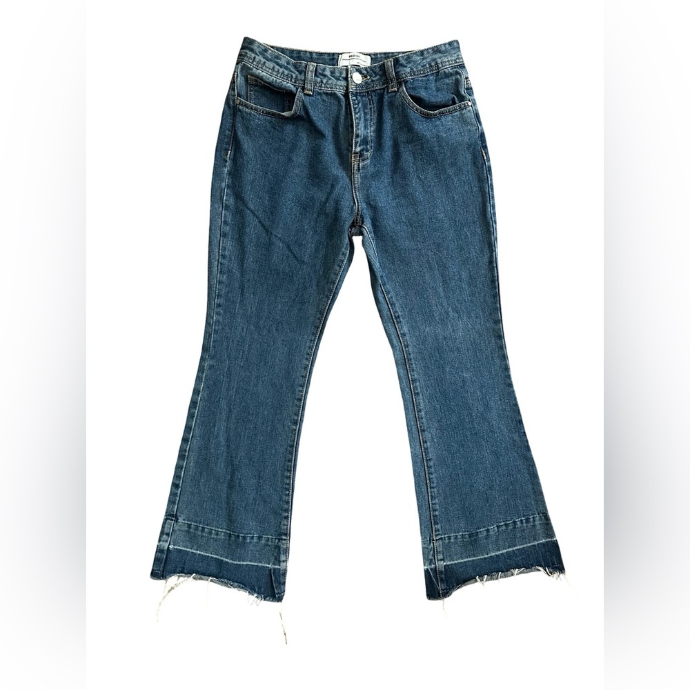 REDIAL Cropped FLARE Jeans Raw Hem Blue Women’s Waist 28”.